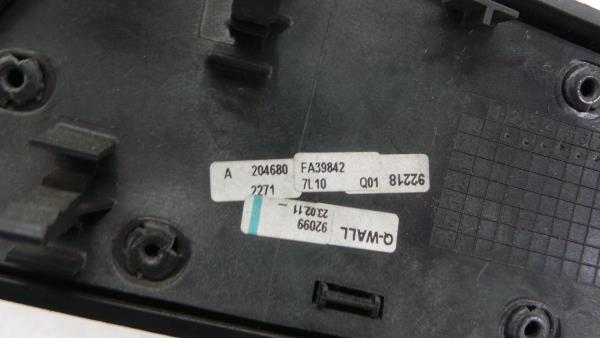 Dashboard trim MERCEDES-BENZ Classe C (W204) Imagem-7