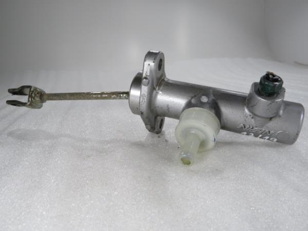 Pompe d'embrayage MITSUBISHI Canter (FB7, FB8, FE7, FE8) VII