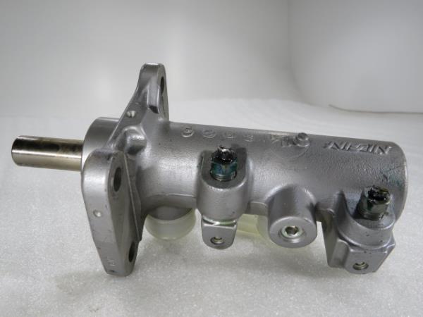 Pompe hydraulique du système de freinage MITSUBISHI Canter (FB7, FB8, FE7, FE8) VII Imagem-2