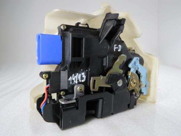 Front Right Door Lock VOLKSWAGEN Golf V (1K1)