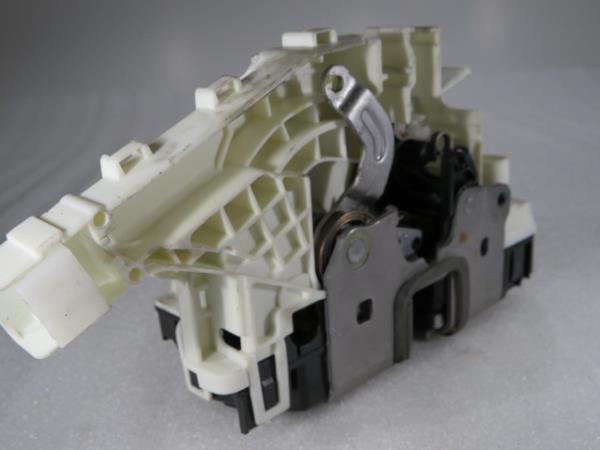 Front Right Door Lock MERCEDES-BENZ Classe E (W212) Imagem-4