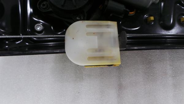 Elevador vidros trás esquerdo LAND ROVER Freelander 2 (L359) Imagem-2