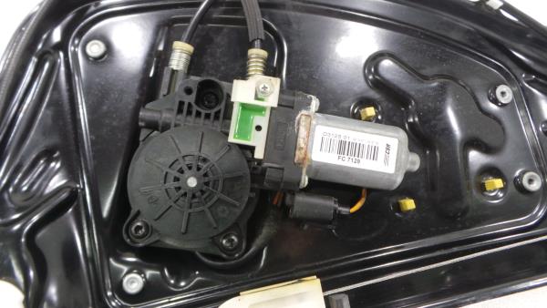 Elevador vidros trás esquerdo LAND ROVER Freelander 2 (L359) Imagem-4