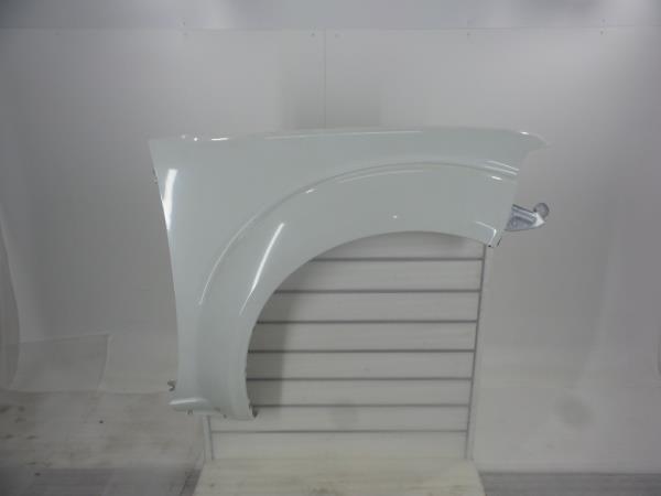 Guarda-lamas direito NISSAN NP300 Navara Pick Up (D40)