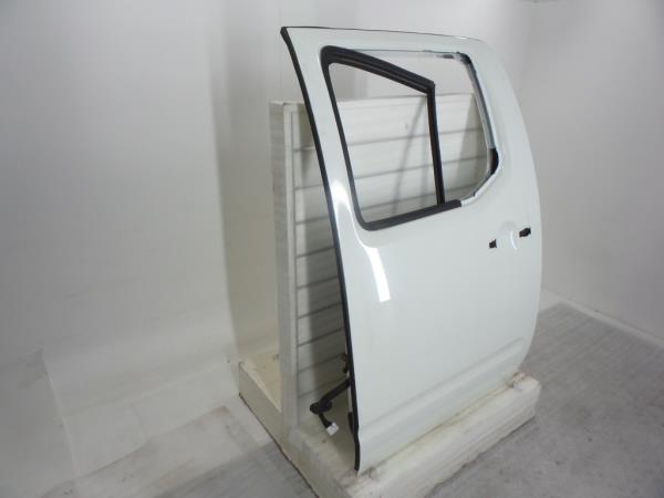 Porta trás esquerda NISSAN NP300 Navara Pick Up (D40) Imagem-1