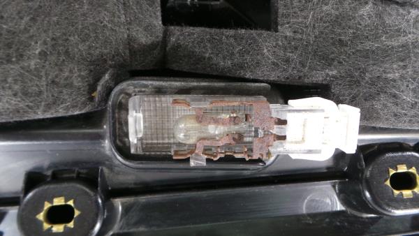 Vano portaoggetti AUDI Q3 (8U) Imagem-3