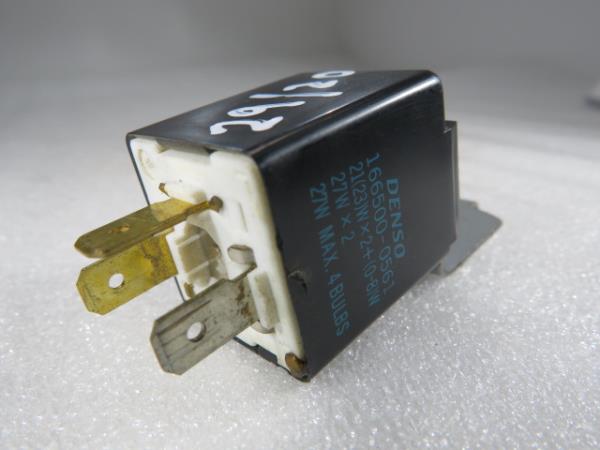 Botão / interruptor electromecânico / relé ISUZU ELF Chassis (NKR7_, NKS7_, NHR6_, NKR6_)
