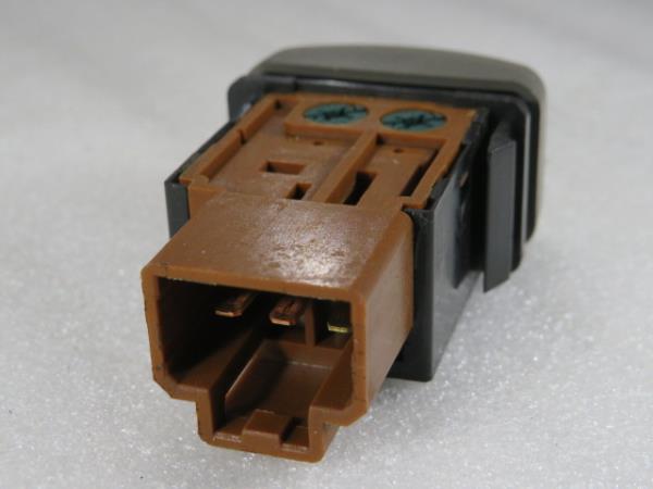 Botão / interruptor de luzes ISUZU ELF Chassis (NKR7_, NKS7_, NHR6_, NKR6_) Imagem-3
