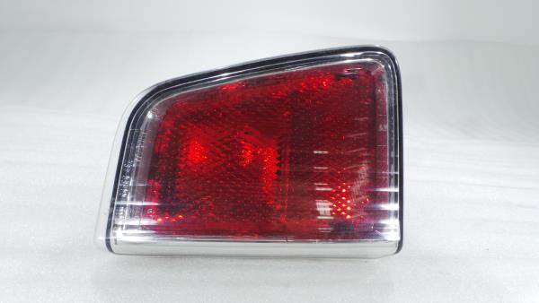 Farolim da mala esquerdo NISSAN Murano I (Z50)
