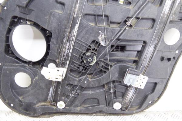 Alzavetro anteriore sinistro KIA Carens IV Imagem-4