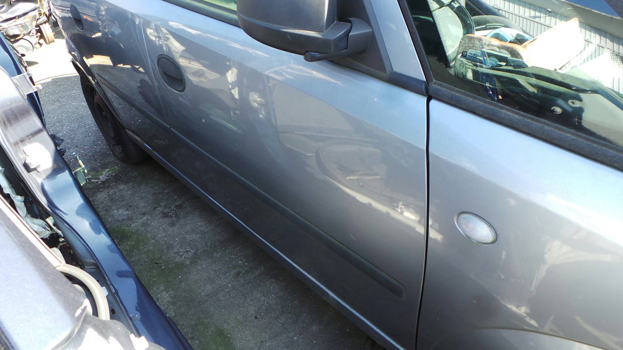 Porta frente direita OPEL Meriva A