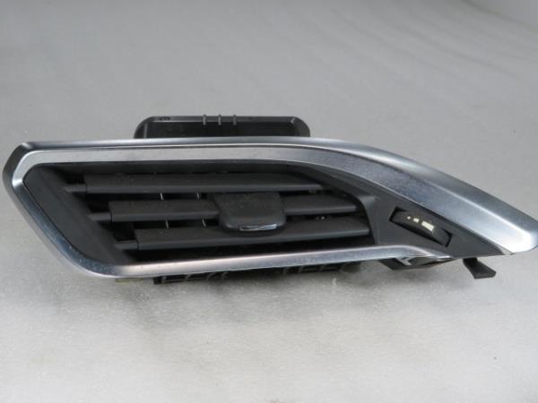 Difusor / saída de ar PEUGEOT 208