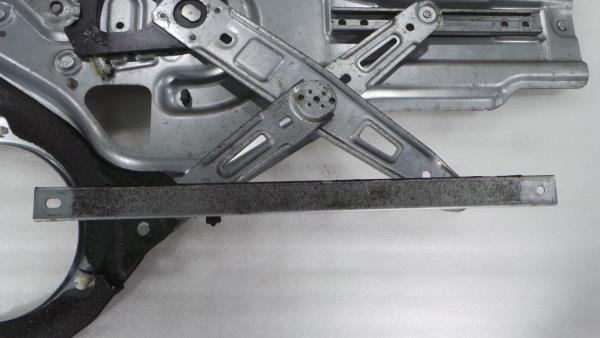 Alzavetro posteriore sinistro KIA Sportage (JE_, KM_) Imagem-6