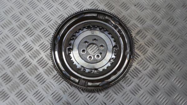 Volante motor VOLKSWAGEN Golf VII (5G1, BQ1, BE1, BE2) Imagem-2