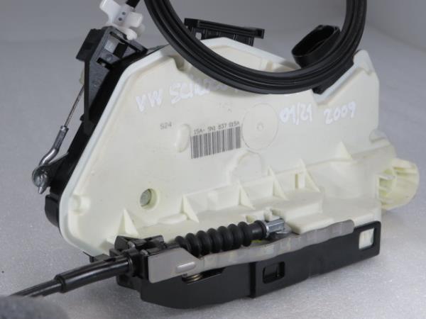Front Left Door Lock VOLKSWAGEN Scirocco (137, 138)