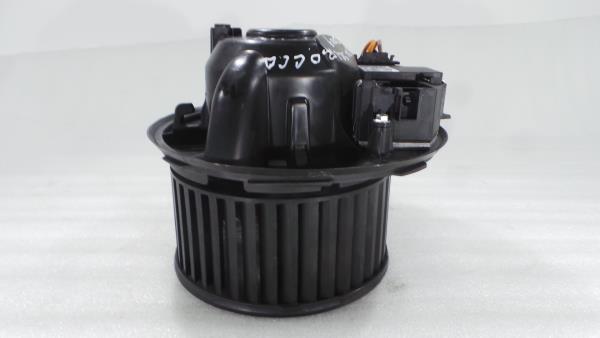 Moteur de chauffage VOLKSWAGEN Scirocco (137, 138)