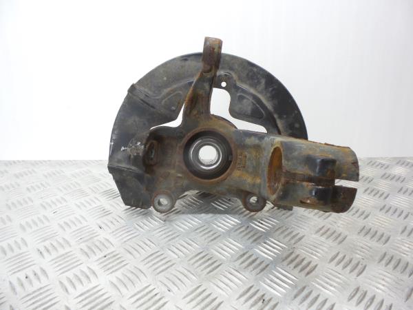 Left front steering knuckle LAND ROVER Freelander 2 (L359)