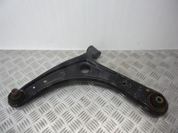 Bras de suspension Avant gauche MITSUBISHI ASX (GA_W_)