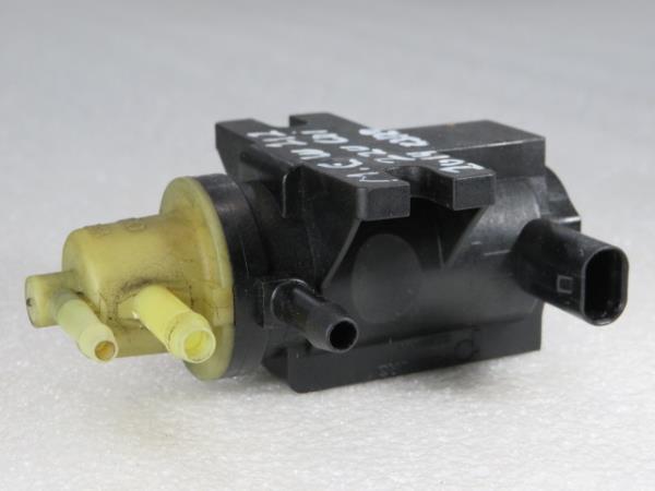 Turbo solenoid valve MERCEDES-BENZ Classe E (W212) Imagem-2