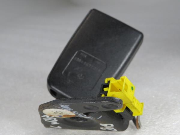 Gurtstraffer vorne rechts MERCEDES-BENZ Classe C (W204) Imagem-2