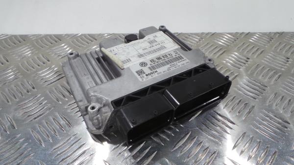 Engine control unit / ECU VOLKSWAGEN Sharan (7N)