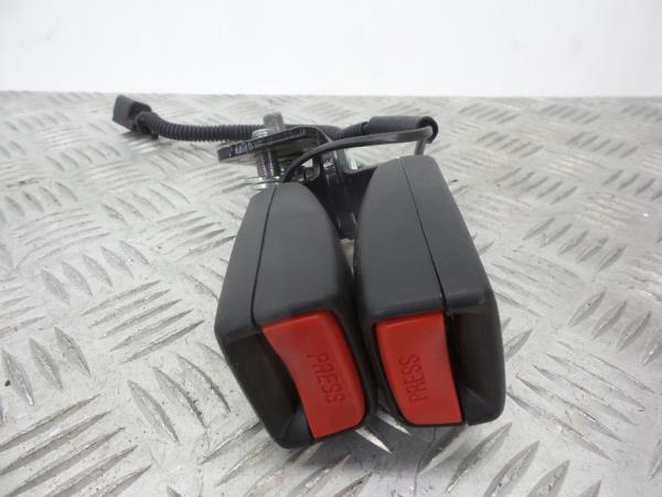 Prétensionneur de ceinture avant Droite HONDA Civic IX Tourer (FK_)