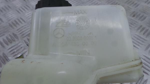 Pompe hydraulique du système de freinage MERCEDES-BENZ Classe C (W204) Imagem-4