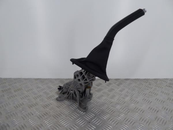 Hand brake / parking brake VOLVO V40 Hatchback