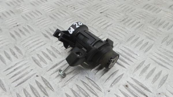 Schloss / Verriegelung Kofferraum MERCEDES-BENZ Classe C (W204)