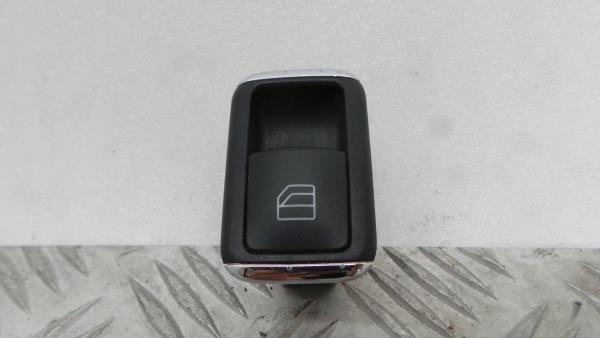 Commande / interrupteur lève-vitre Arrière Droite MERCEDES-BENZ Classe C (W204)