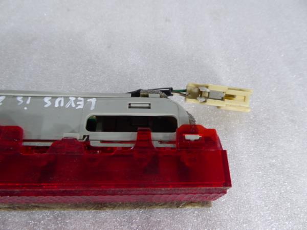 Additional stop light / 3rd stop light LEXUS IS II (GSE2_, ALE2_, USE2_) Imagem-2