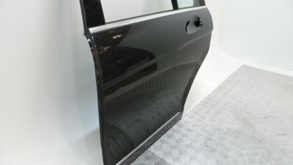 Porta trás esquerda MERCEDES-BENZ Classe C (W204) Imagem-1