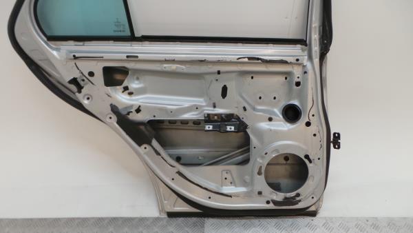 Porta trás esquerda MERCEDES-BENZ Classe E (W211) Imagem-3