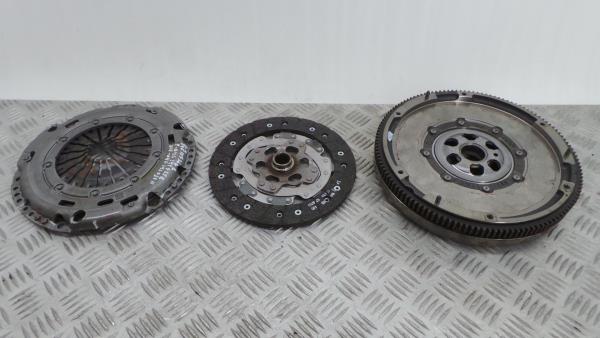 Volante motor VOLKSWAGEN T-Roc (A11) Imagem-3