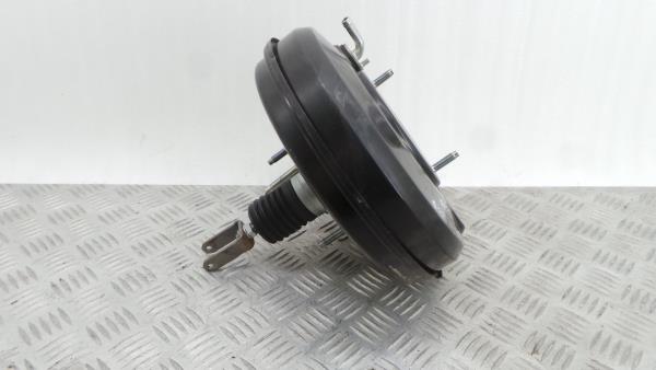 Servofreio LEXUS IS II (GSE2_, ALE2_, USE2_)