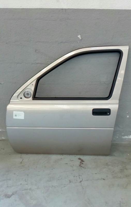 Left front Door LAND ROVER Freelander (L314)
