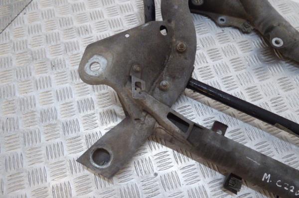 Berceau avant MERCEDES-BENZ Classe C (W204) Imagem-1