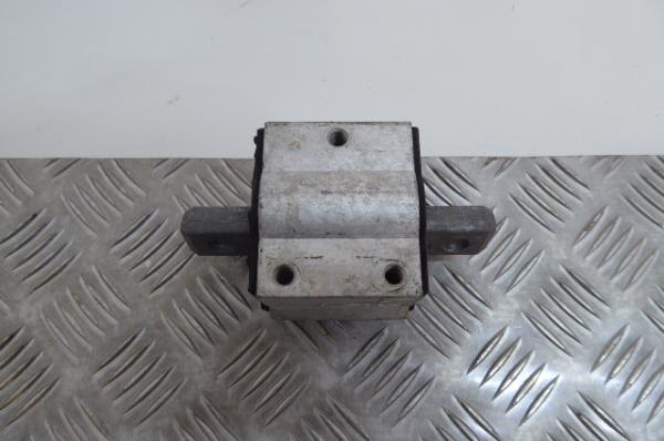 Soporte De La Caja MERCEDES-BENZ Classe C (W204) Imagem-1