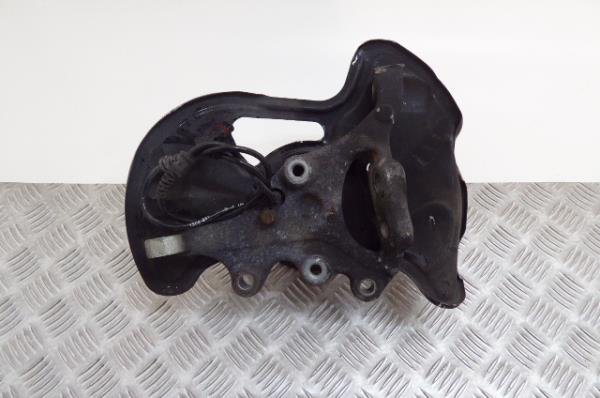 Fusée avant gauche MERCEDES-BENZ Classe C (W204)