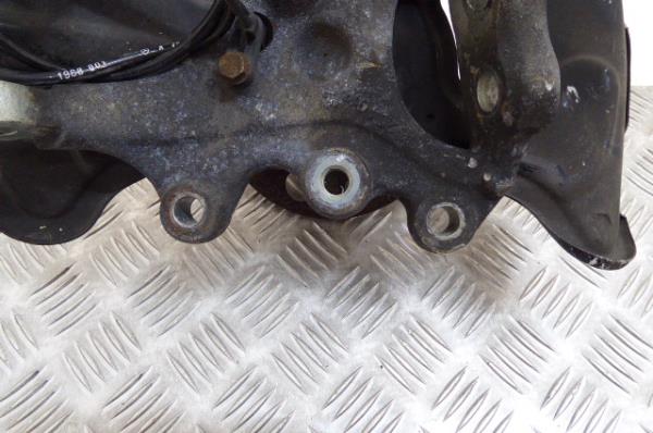 Fusée avant gauche MERCEDES-BENZ Classe C (W204) Imagem-1