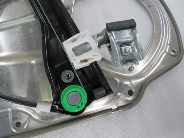 Fensterheber vorne rechts MERCEDES-BENZ Classe C (W204) Imagem-9