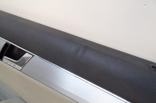 Right front door panel MERCEDES-BENZ Classe C (W204) Imagem-1