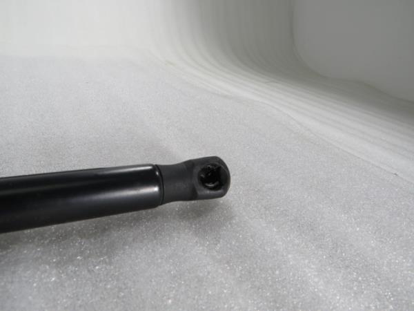 Amortecedor do capot MERCEDES-BENZ Classe C (W204) Imagem-2