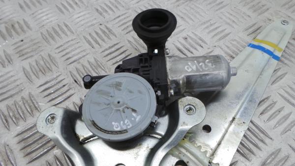 Left rear window regulator LEXUS IS II (GSE2_, ALE2_, USE2_) Imagem-4