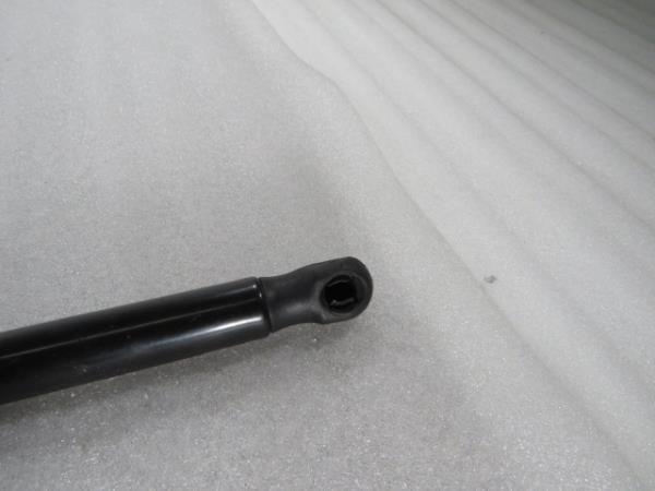 Amortecedor do capot MERCEDES-BENZ Classe C (W204) Imagem-2