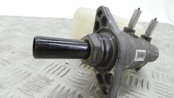 Pompe hydraulique du système de freinage LEXUS IS II (GSE2_, ALE2_, USE2_) Imagem-4