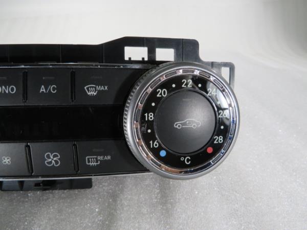 Climate control MERCEDES-BENZ Classe C (W204) Imagem-2