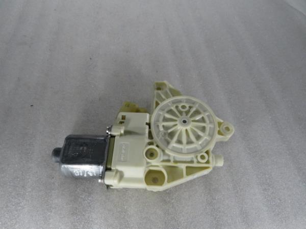 Moteur lève-vitre arrière Droite MERCEDES-BENZ Classe C (W204)