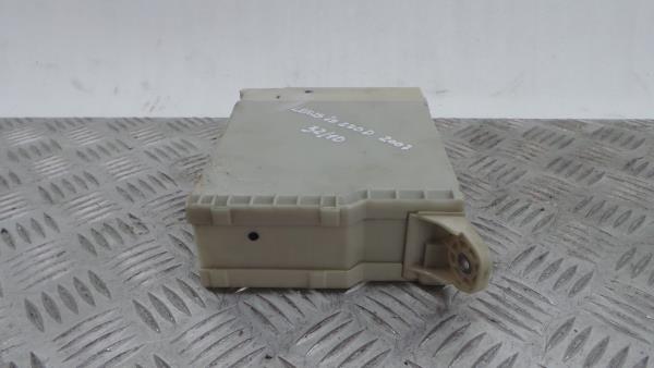 Boîte de fusibles / SAM / BSI LEXUS IS II (GSE2_, ALE2_, USE2_) Imagem-3