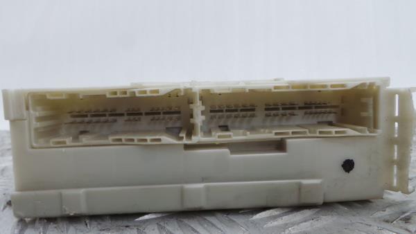 Boîte de fusibles / SAM / BSI LEXUS IS II (GSE2_, ALE2_, USE2_) Imagem-5